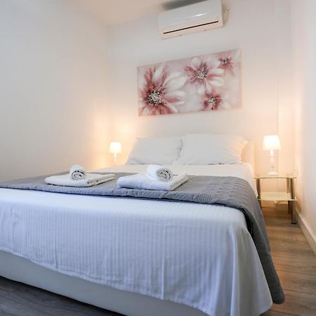 Apartment Kaya Prime Location In Old Town Zadar Eksteriør billede