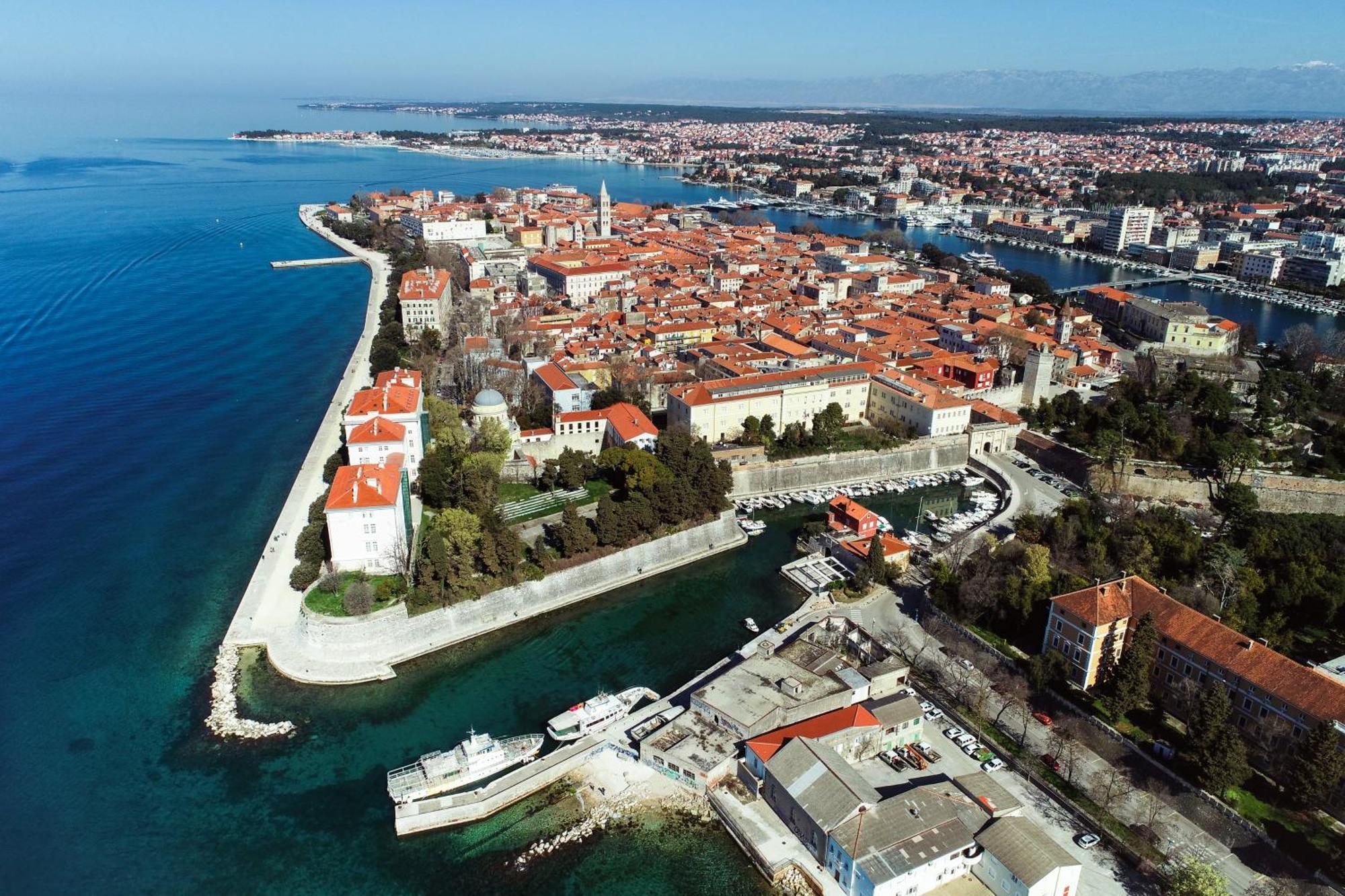 Apartment Kaya Prime Location In Old Town Zadar Eksteriør billede